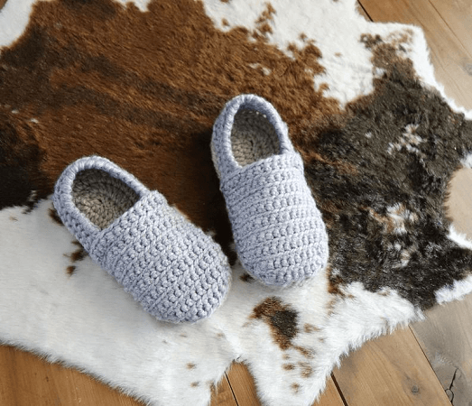 Men Slippers Crochet Pattern by Crochet Milie