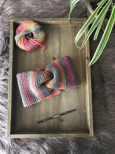 Twist It Your Way Headband Crochet Pattern by Crafting 4 Weeks