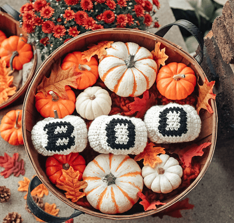 BOO Pumpkins Crochet Pattern by Who's Homemade
