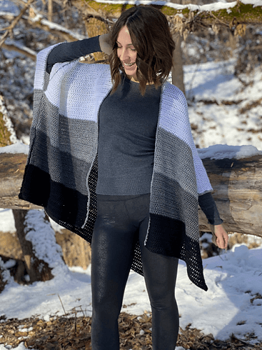 Color Block Cape Crochet Pattern by Evelyn And Peter