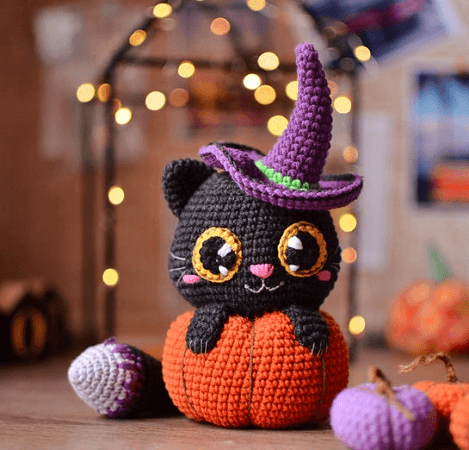 Crochet Cat In Pumpkin Pattern by Magic Filament