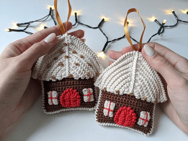 Crochet Gingerbread House Amigurumi Pattern by Knitted Story Bears