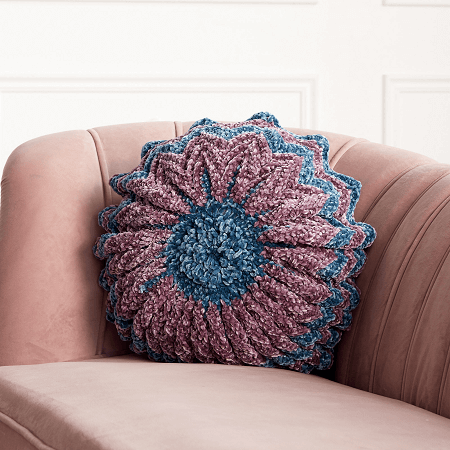 Crochet Pleated Pillow Pattern by Yarnspirations