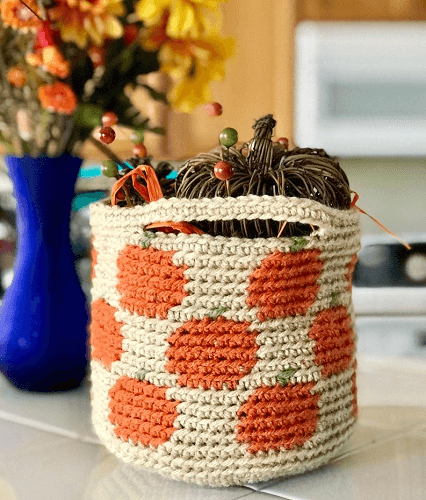 Basket Crochet Pumpkin Pattern by Desert Blossom Crafts
