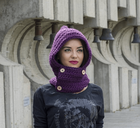 Dugme Hooded Cowl Crochet Pattern by Avarus Crochet Designs