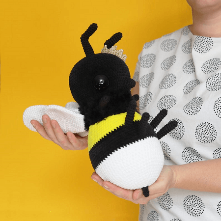 Mila, The Bee Crochet Pattern by Irene Strange