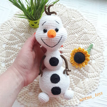 Olaf Snowman Crochet Pattern by Oksana Rozhnova