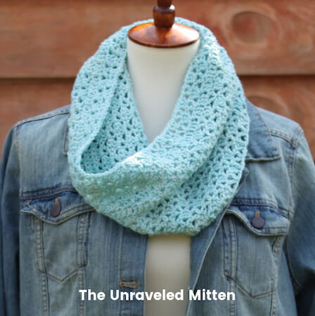 Ashland Cowl Crochet Pattern by The Unraveled Mitten