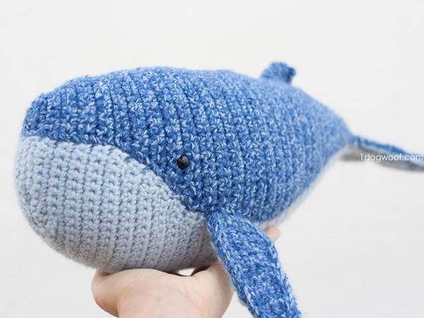 Baby Humpback Whale Crochet Pattern by 1 Dog Woof