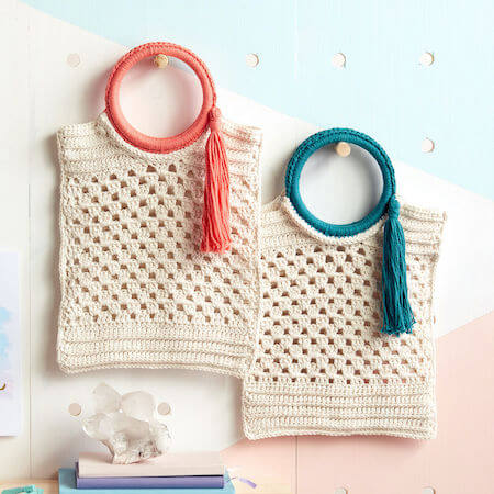 Crochet Beach Party Handbag Pattern by Yarnspirations