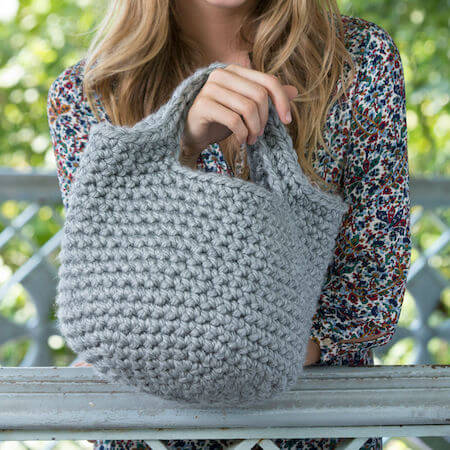 Crochet Charming Handbag Pattern by Red Heart