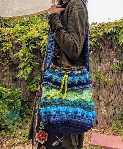 Crochet Sling Bag Pattern by Earth Tricks