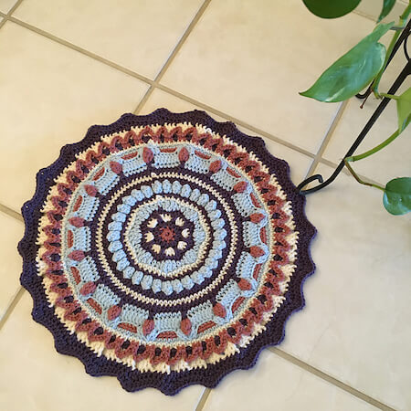 Geo Mandala Crochet Pattern by Yumiko Arai