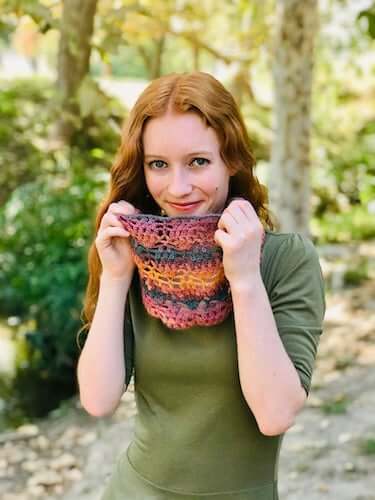 Lightweight Crochet Cowl Pattern by Desert Blossom Crafts