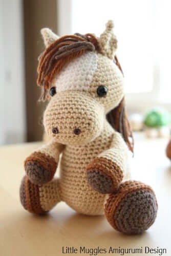 Lucky, The Amigurumi Horse Crochet Pattern Little Muggles