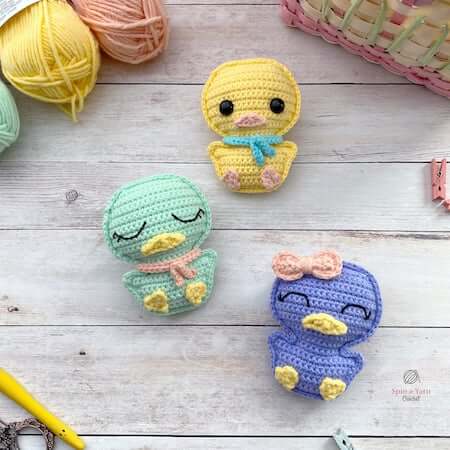 Pocket Duck Free Crochet Pattern by Spin A Yarn Crochet