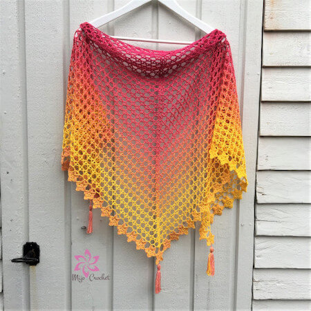 Tea Flower Shawl Crochet Pattern by Johanna Lindahl