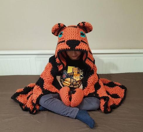 2in1 Safari Tiger Hooded Blanket Crochet Pattern by Crafting Happiness UK