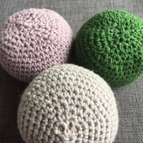 Amigurumi crochet ball pattern by HBirdCreations
