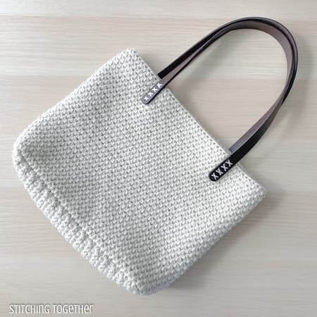 Belmont Crochet Shoulder Bag Pattern by Stitching Together