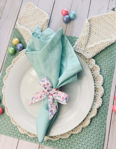 Bunny Ears Placemat Crochet Pattern by Karla's Making It