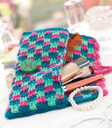 Checkered Crochet Clutch Bag Pattern by Lucinda Ganderton