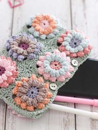 Crochet Flower Clutch Pattern by Thoresby Cottage