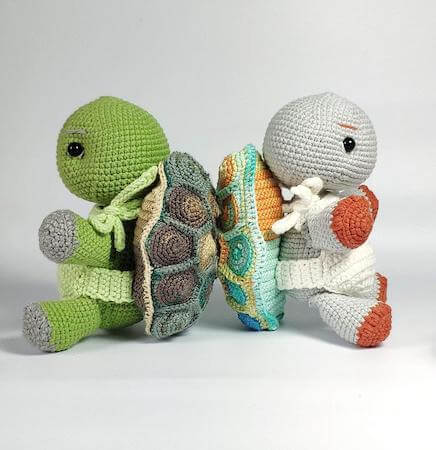 Crochet Turtle Amigurumi Toy Pattern by Toysneed