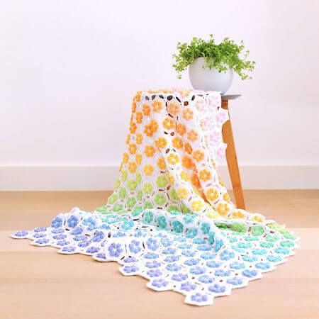 Flower Shower Blanket Crochet Pattern by Haak Maar Raak