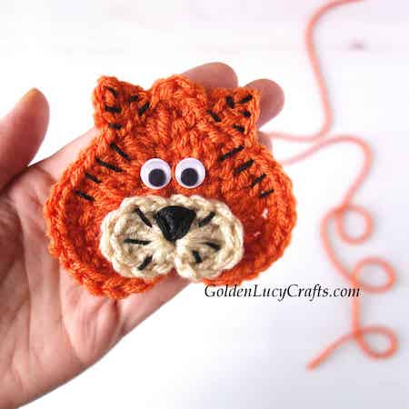 Heart Tiger Applique Crochet Pattern by Golden Lucy Crafts