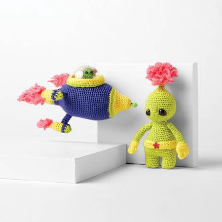 Rocketship And Alien Crochet Pattern by Red Heart