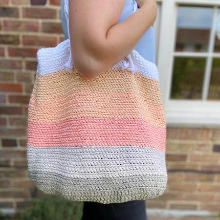 Summer Stripe Beach Bag Crochet Pattern by Han Jan Crochet