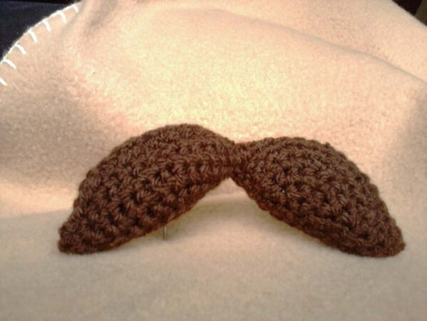 Mustache Crochet Pattern by VliegenderHollander