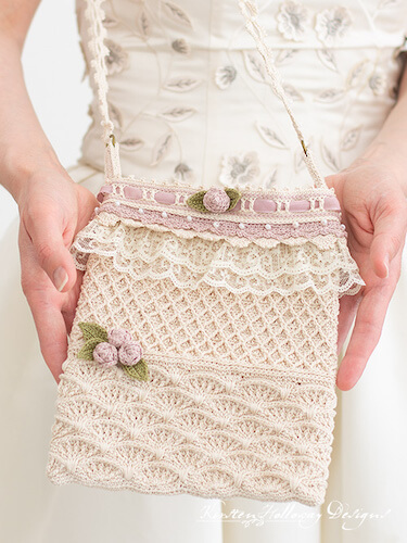 Crochet Vintage Wedding Bag Pattern by Kirsten Holloway Designs