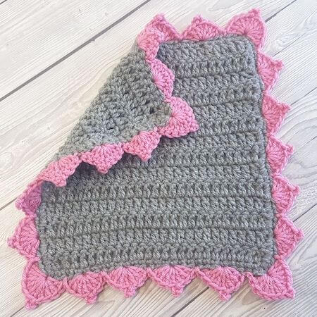 Crochet Easy Lace Border (aka Chain Border) With Video - Crafting