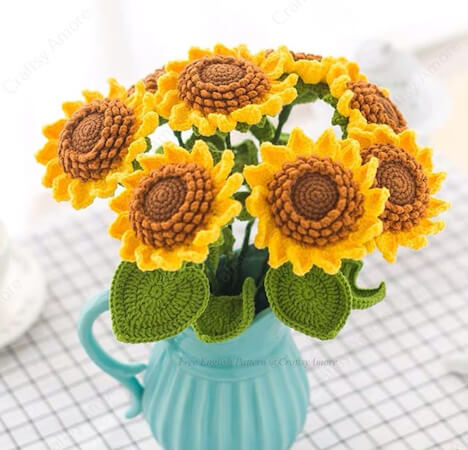 Sunflower Bouquet Crochet Pattern by Craftsy Amore