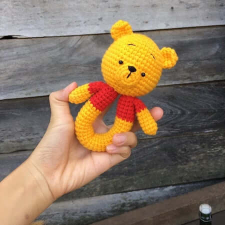 winnie the pooh rattle crochet pattern