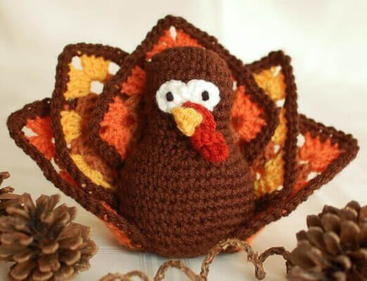 Thanksgiving Crochet Turkey Pattern from Petals to Picots