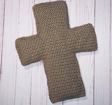 Crochet Cross Pillow Pattern by Yarn Ballin