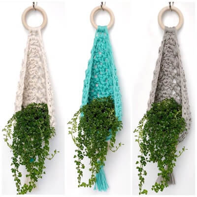 Cozy Crochet Plant Hanger Pattern by February Sky Designs