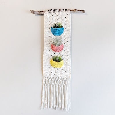 Hanging Air Planter With Pockets Crochet Pattern by Hello Happy