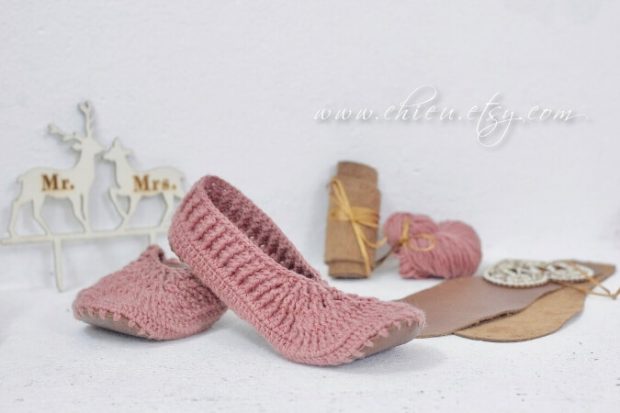 Leather Pads Crochet Shoes Pattern by Chieu