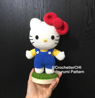 Hello Kitty Amigurumi Pattern by Crochetier Chilala