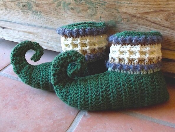 Aladdin Crochet Elf Slippers Pattern by MythandYarnShop