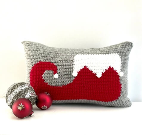 Christmas Pillow Crochet Elf Shoes Pattern by SeacliffeCottage