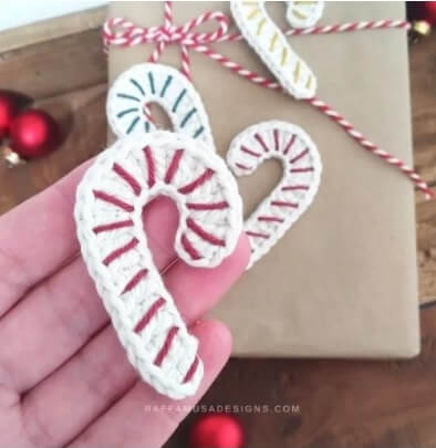 Crochet Christmas Candy Cane Appliques by Raffamusa Designs