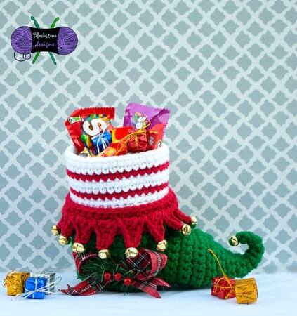 Crochet Elf Shoe Basket Pattern by BlackstoneDesigns