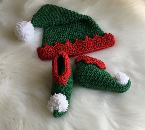 Crochet Elf Shoes Bootie & Hat Set Pattern by TurquisePattern