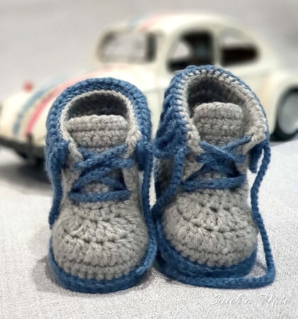 Cute Baby Boots Crochet Pattern by Stitchamile