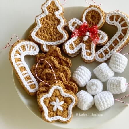 Gingerbread Cookies Crochet Pattern by Luluslittleshop